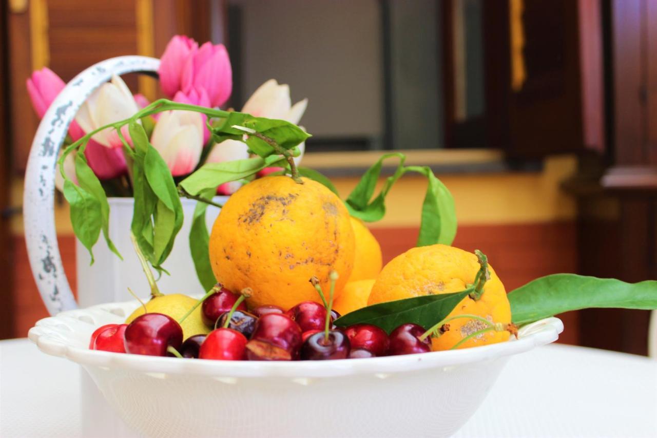 B&B Country Chic Vico Equense Bagian luar foto