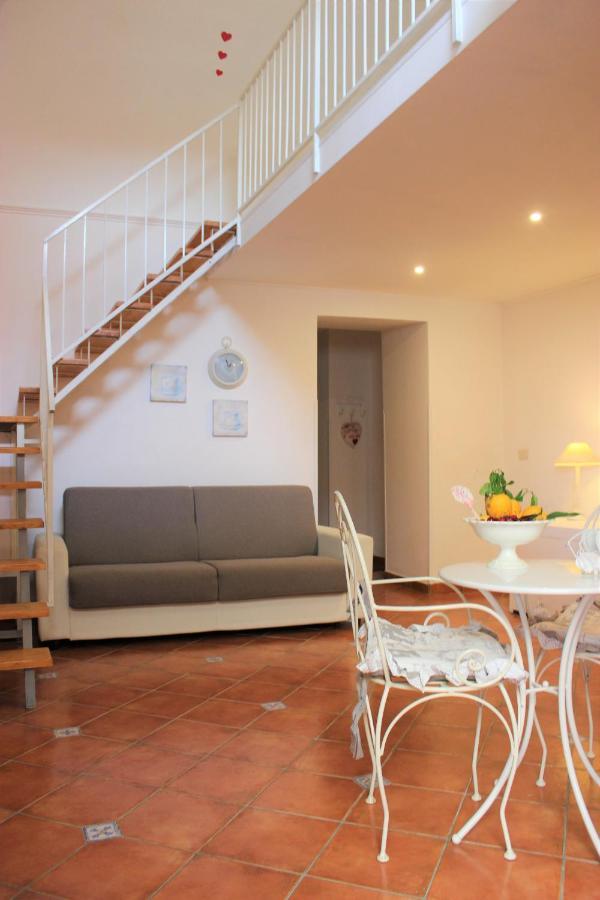 B&B Country Chic Vico Equense Bagian luar foto