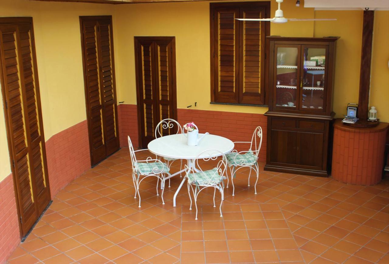 B&B Country Chic Vico Equense Bagian luar foto