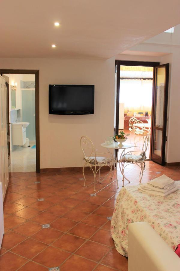 B&B Country Chic Vico Equense Bagian luar foto